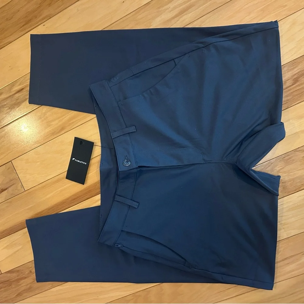 NWT Fabletics The Don Men's 5-Pocket Trouser Pants in Onyx (Gray)